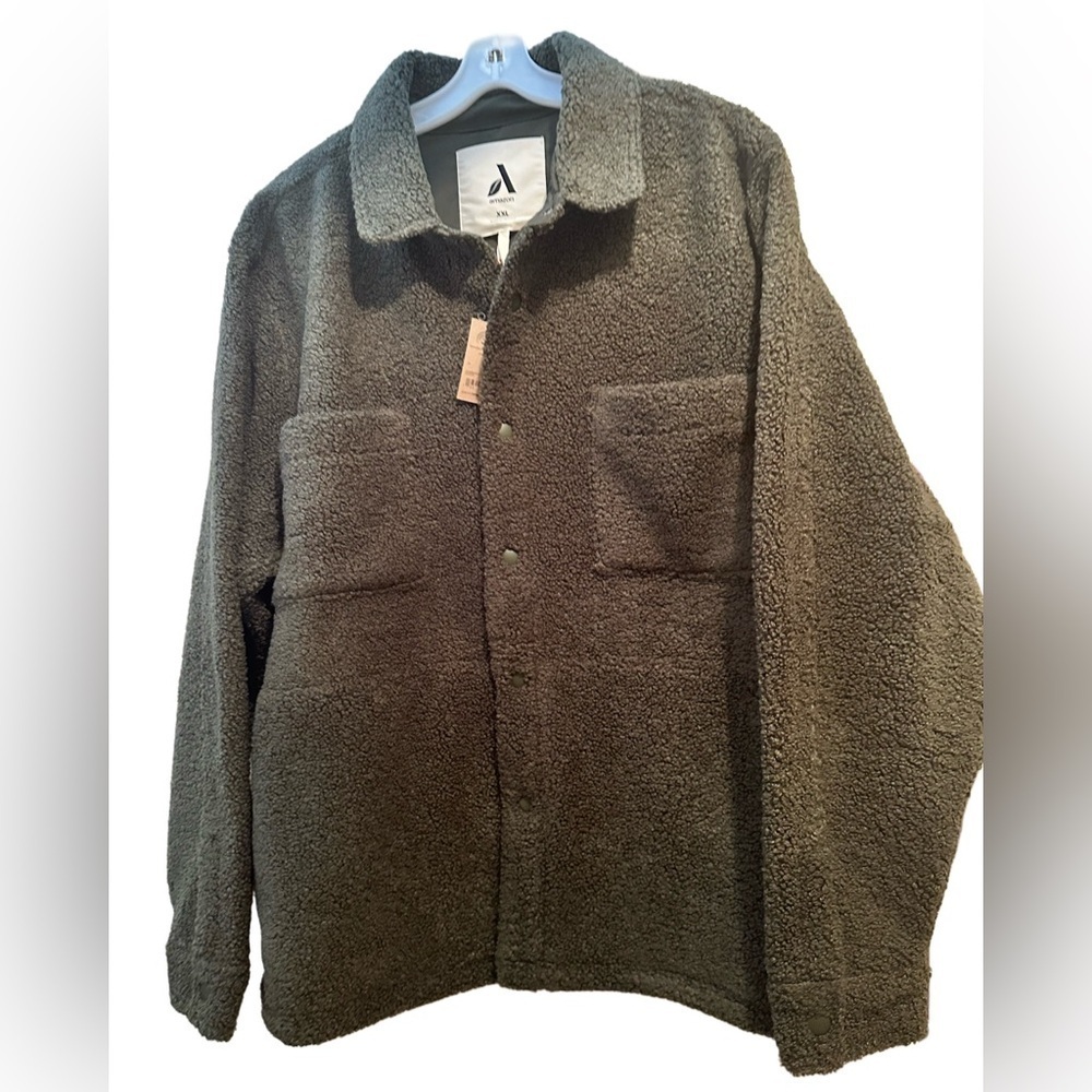 NWT Amazon Essentials Women's Oversized Teddy Sherpa Jacket